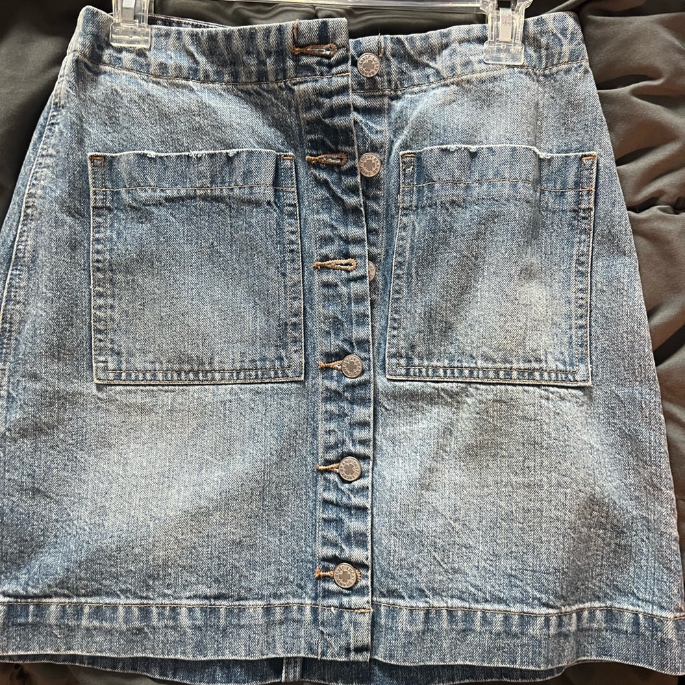 Super cute jean skirt